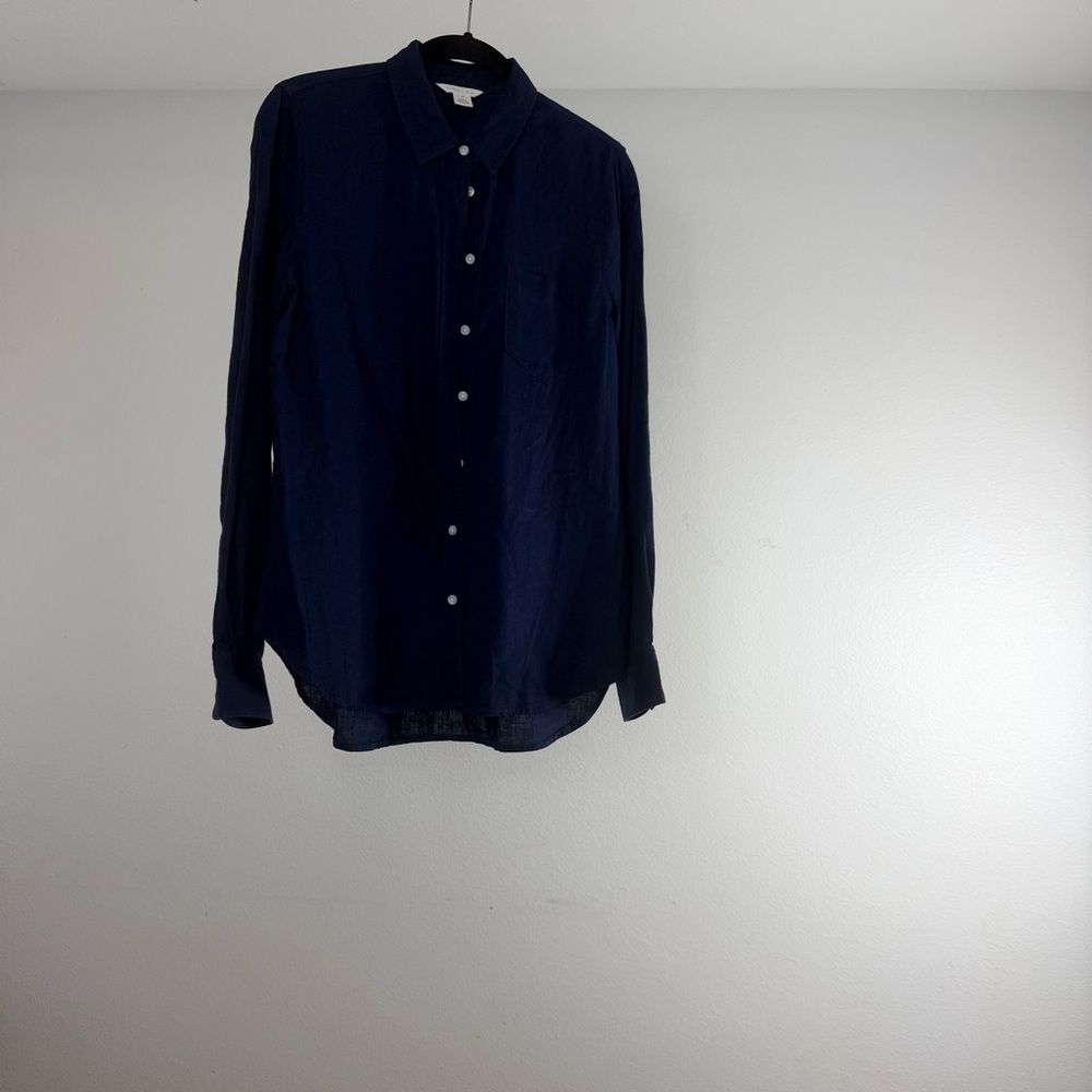 Caslon Women’s Deep Blue Button Down Shirt